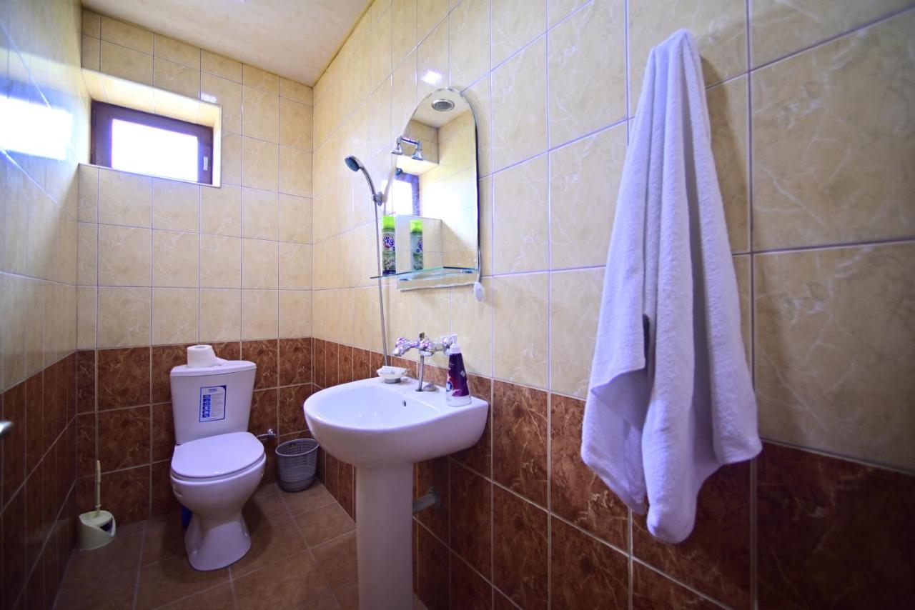 Sevan Tarsus Guesthouse Tsovazard ภายนอก รูปภาพ
