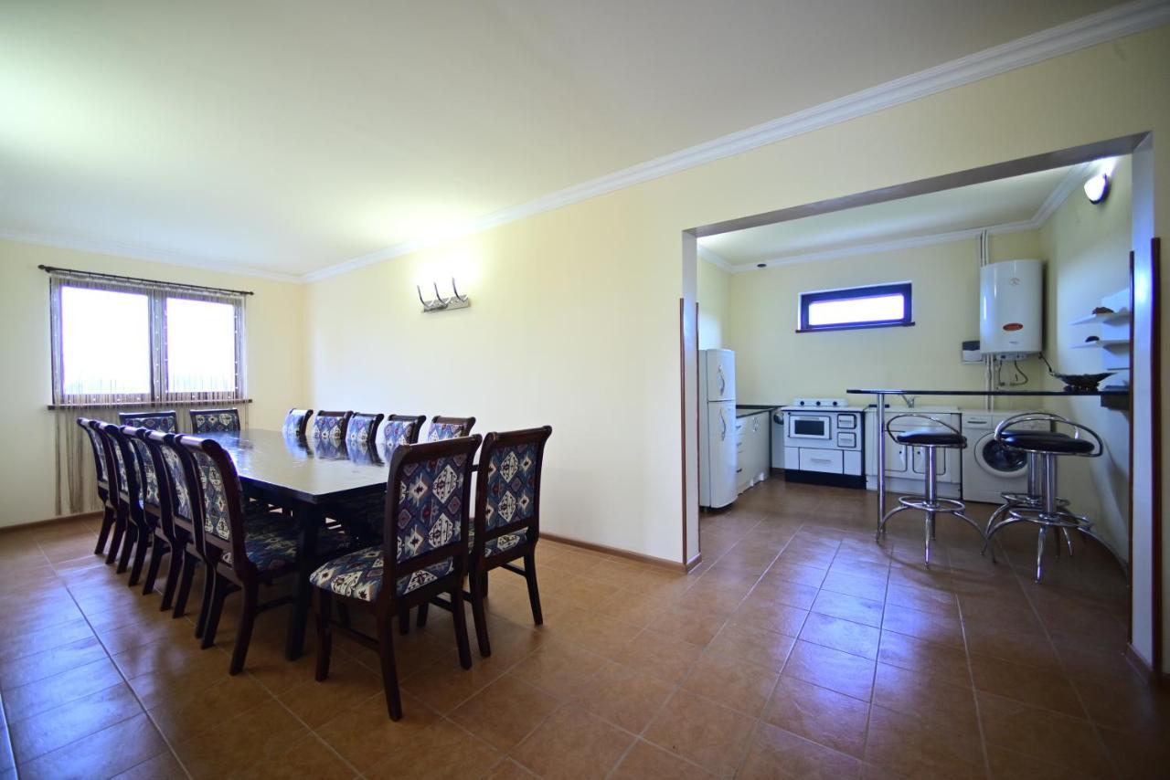 Sevan Tarsus Guesthouse Tsovazard ภายนอก รูปภาพ