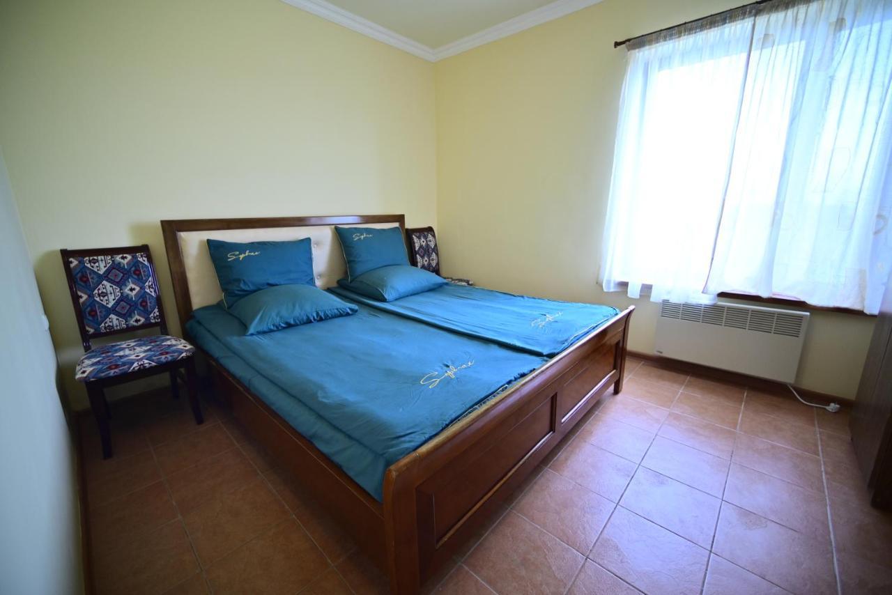 Sevan Tarsus Guesthouse Tsovazard ภายนอก รูปภาพ